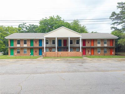 /international/us/2301-s-v-st-fort-smith-ar-110107866235/
