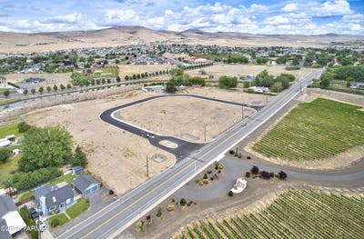 /international/us/100-vineyard-view-ln-yakima-wa-110097238312/