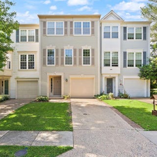 /international/us/303-barnfield-square-ne-leesburg-va-110108580498/