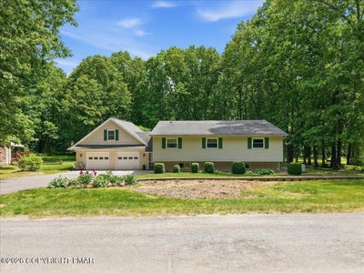 /international/us/209-manor-lane-e-lehighton-pa-110119300790/