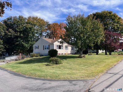 /international/us/18-michael-lane-ledyard-ct-110120770506/
