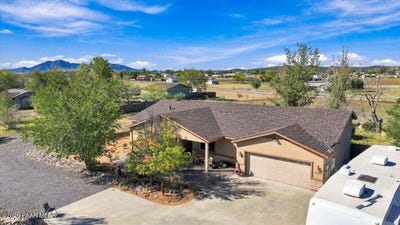 /international/us/2220-n-resting-place-chino-valley-az-110120587177/