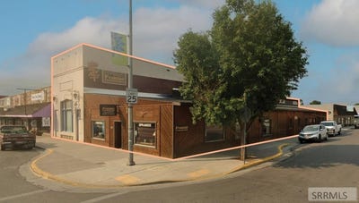 /international/us/414-main-street-salmon-id-110086510645/