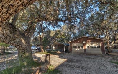 /international/us/98-e-pendley-rd-leakey-tx-110120646169/