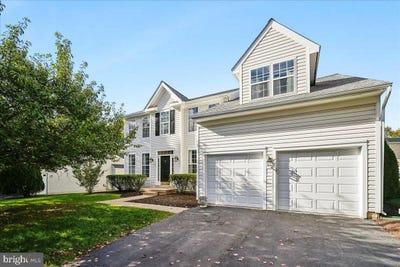 /international/us/35812-park-heights-cir-round-hill-va-110120613542/