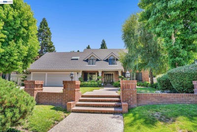 /international/us/28-harrington-rd-moraga-ca-110105725212/