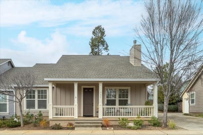 /international/us/137-fieldstone-murphys-ca-110097990987/