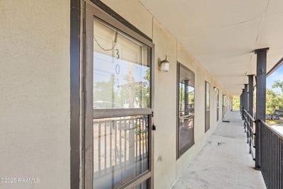/international/us/701-s-college-road-lafayette-la-110106301596/