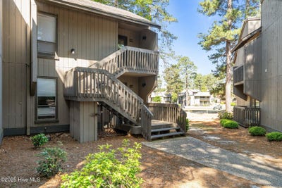 /international/us/5-pine-tree-road-pinehurst-nc-110106324720/