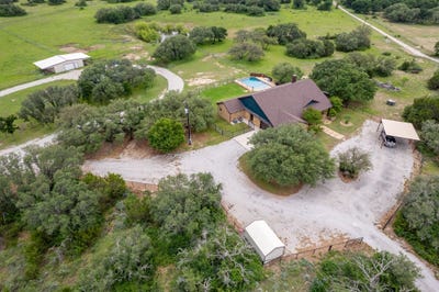 /international/us/5615-county-road-153-bangs-tx-110107683836/