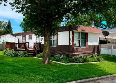 /international/us/3102-n-15th-st-fort-dodge-ia-110108606078/