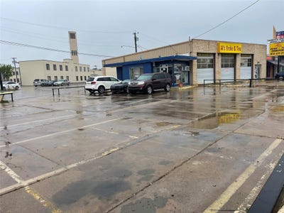 /international/us/2085-s-garland-avenue-garland-tx-110103365329/