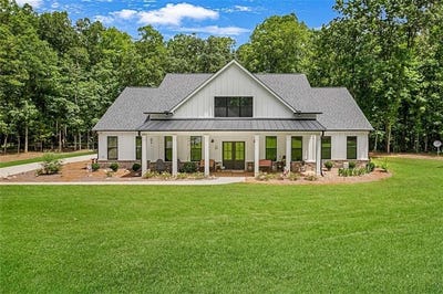 /international/us/1505-willis-road-barnesville-ga-110100353311/?lang=en