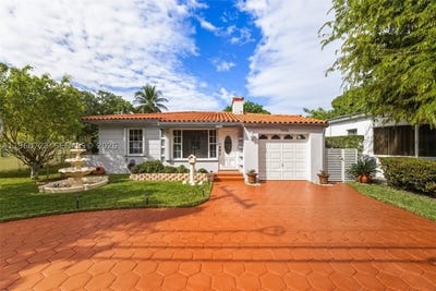 /international/us/surfside-fl-110105385150/