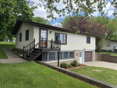 /international/us/510-w-north-street-dodgeville-wi-110107876513/