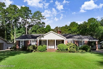 /international/us/2102-hardee-road-kinston-nc-110101266724/