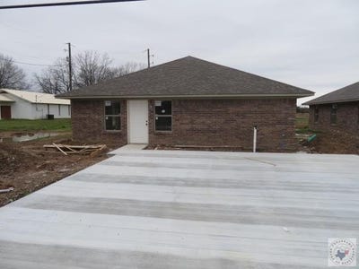 /international/us/812-s-merrill-new-boston-tx-110106527064/