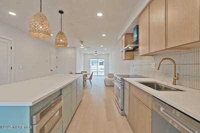/international/us/801-main-street-avon-by-the-sea-nj-110106204387/