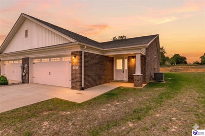 /international/us/307-breckinridge-circle-vine-grove-ky-110107667979/