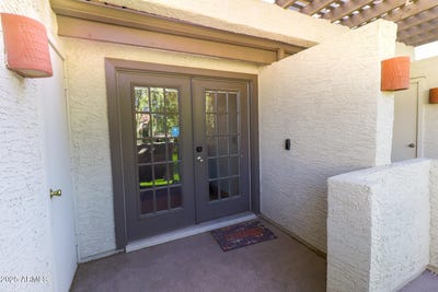 /international/us/2333-e-southern-avenue-tempe-az-110100535286/