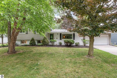 /international/us/190-westview-drive-alma-mi-110100758134/