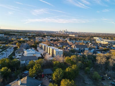 /international/us/2309-montopolis-dr-austin-tx-110100264717/