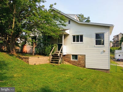 /international/us/321-hill-street-belle-vernon-pa-110109622943/