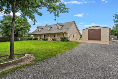 /international/us/1117-downsville-road-robinson-tx-110109424318/