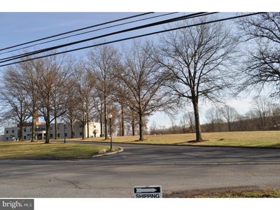 /international/us/940-e-main-street-schuylkill-haven-pa-110103109160/