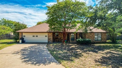 /international/us/106-guinevere-court-weatherford-tx-110099028722/