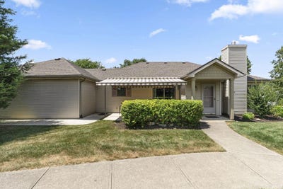 /international/us/8041-harrisburg-lane-fort-wayne-in-110101190005/