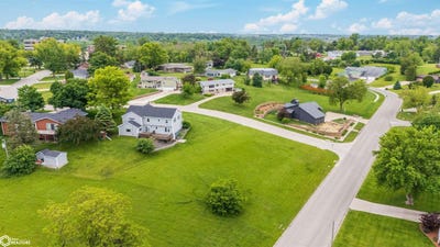 /international/us/502-brentwood-road-marshalltown-ia-110099868855/