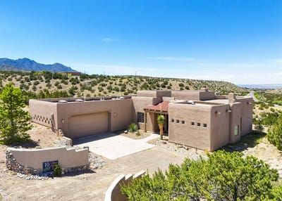 /international/us/10-pinon-ridge-dr-placitas-nm-110107572716/