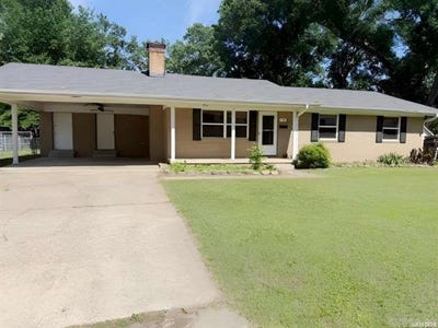 /international/us/330-n-14th-street-arkadelphia-ar-110108496287/