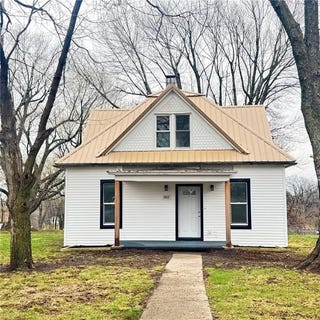 /international/us/302-n-iowa-street-highland-ks-110107030218/