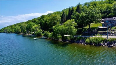 /international/us/1160-lake-drive-big-stone-city-sd-110108343754/