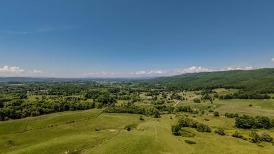 /international/us/1801-toms-creek-rd-blacksburg-va-110100626780/