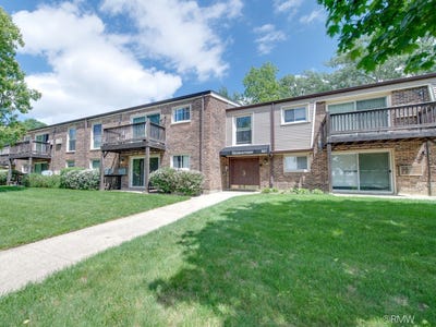 /international/us/337-n-carter-street-palatine-il-110108201393/