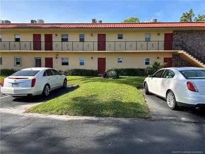 /international/us/1959-sw-palm-city-road-unit-i-30-stuart-fl-110089690049/