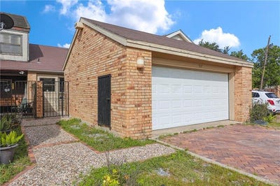 /international/us/702-windsor-glen-drive-mission-tx-110101221927/