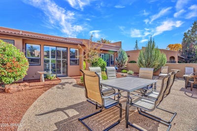 /international/us/115-geronimo-drive-sedona-az-110103497508/