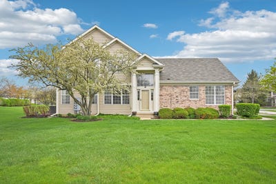 /international/us/917-havenshire-road-naperville-il-110107388854/