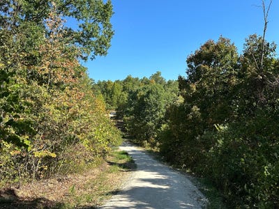/international/us/1300-clay-camp-road-hitchins-ky-110100374566/