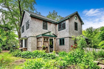 /international/us/6-forest-grove-ave-norfolk-ma-110099803163/