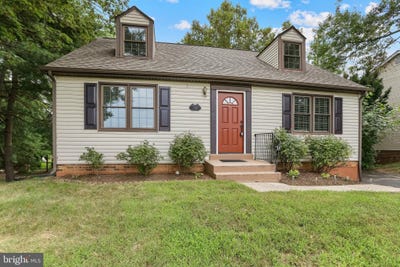 /international/us/719-palmer-drive-herndon-va-110101430581/