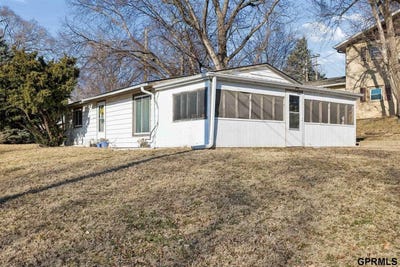 /international/us/1114-north-6th-street-nebraska-city-ne-110107989346/