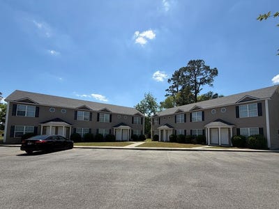 /international/us/149-w-main-lakeland-ga-110107318229/