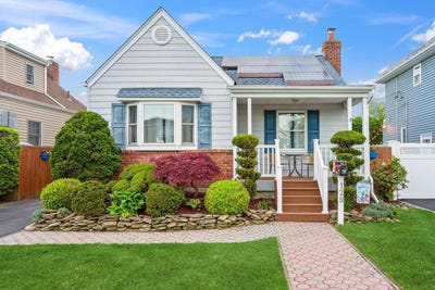 /international/us/129-deauville-parkway-lindenhurst-ny-110099276313/?lang=zh-cn