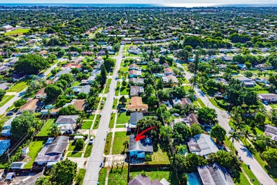 /international/us/1446-w-jennings-street-lantana-fl-110110322229/