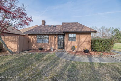 /international/us/200-rollins-drive-greenville-nc-110106752521/